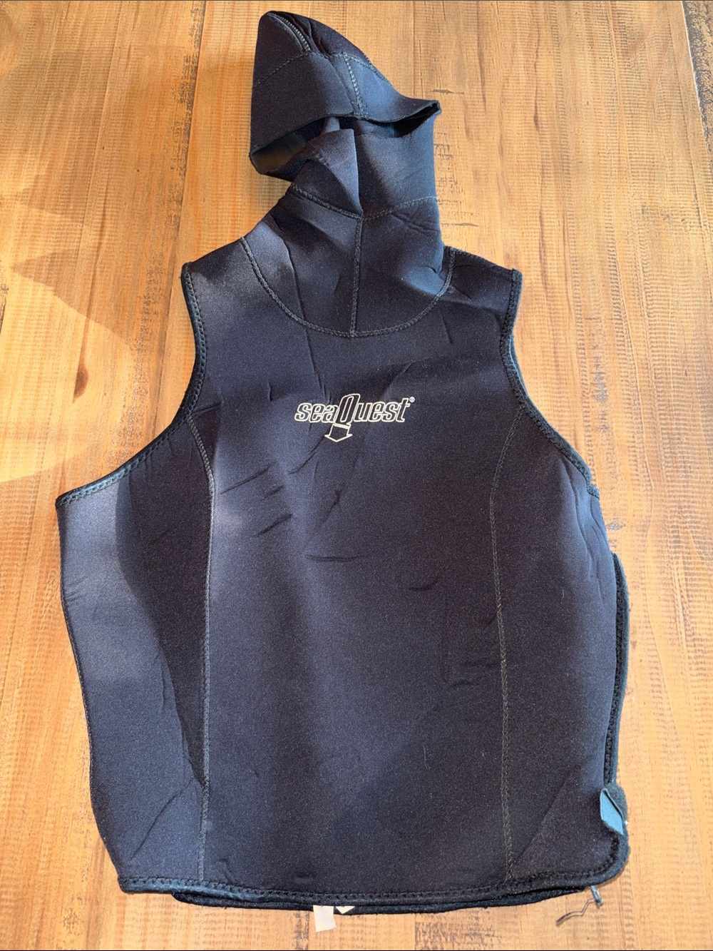 SeaQuest size 10 Black Hooded One-Piece Neoprene Vest diving wetsuit